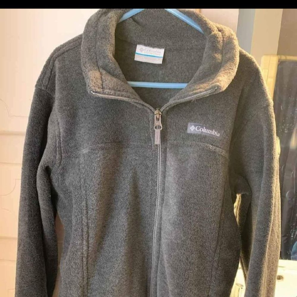NWOT-  Columbia Youth MED.    jacket